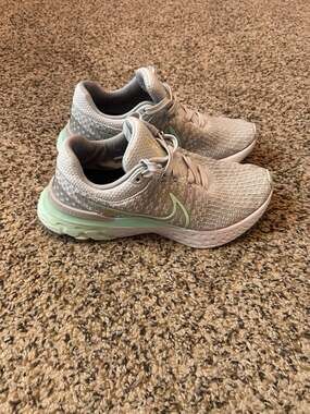 Nike React Infinity Run Flyknit Running Shoes Gray